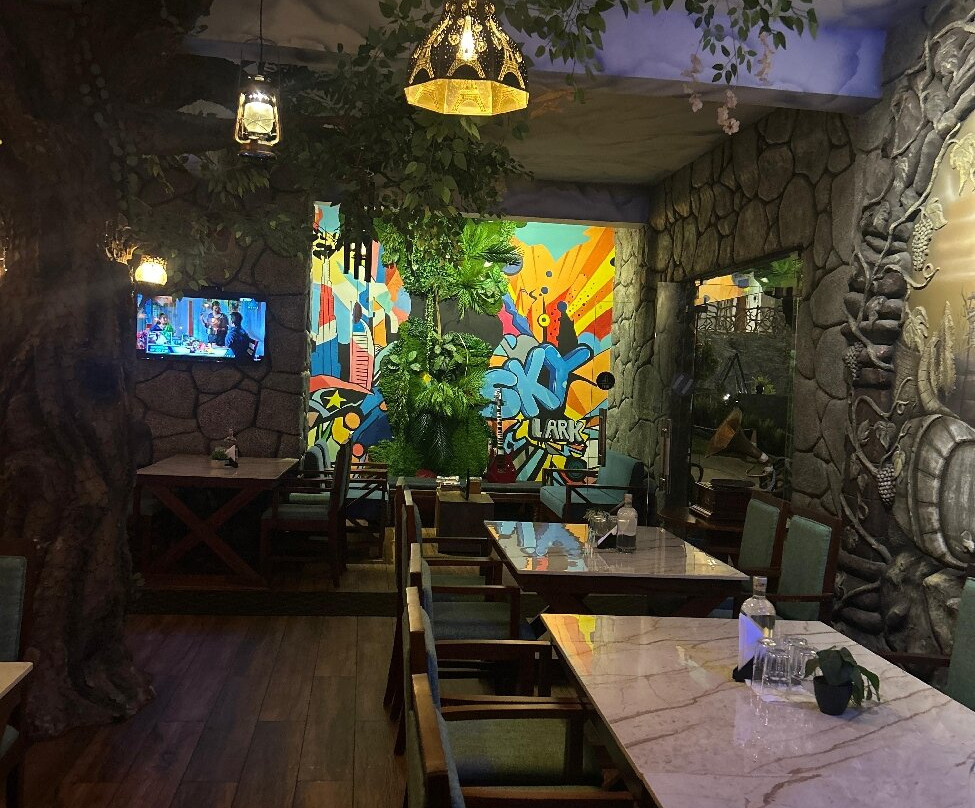 Skylark Hotels & Resort