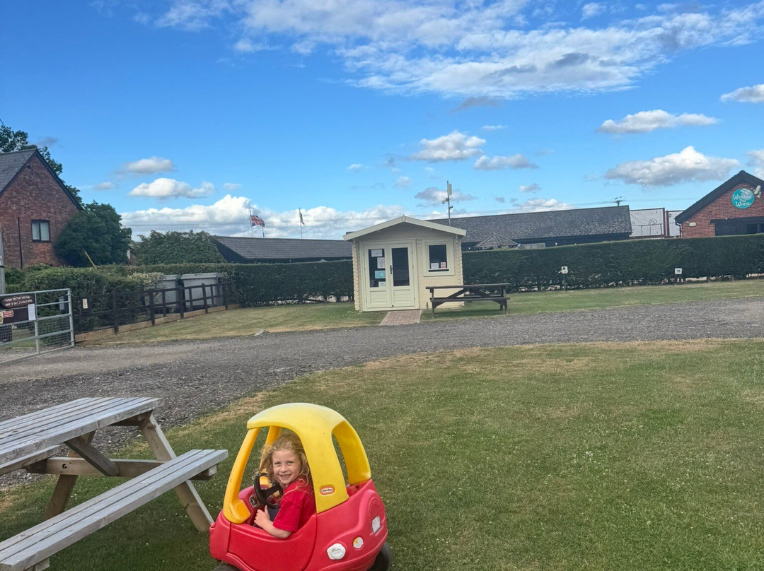 Paulton Campsite And Glamping