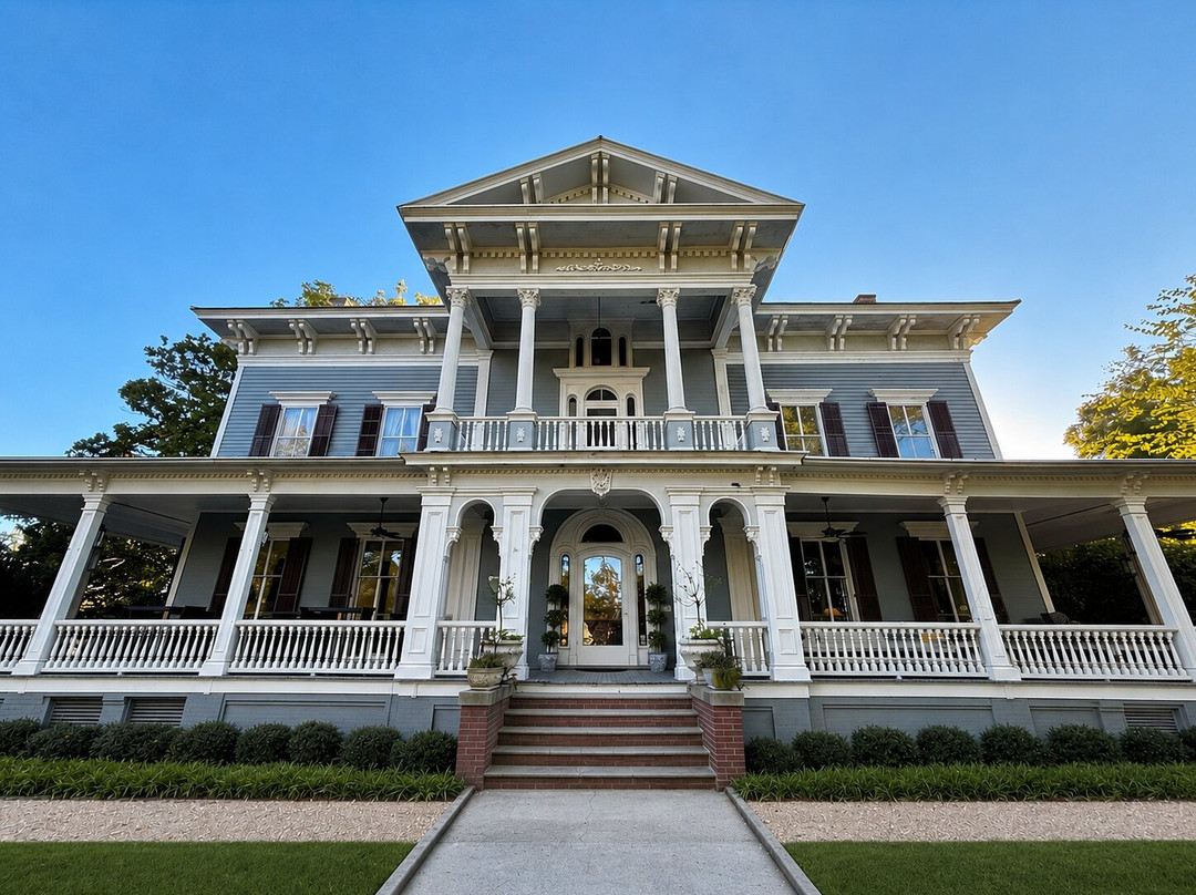 Elmwood 1820 Bed & Breakfast Inn主图