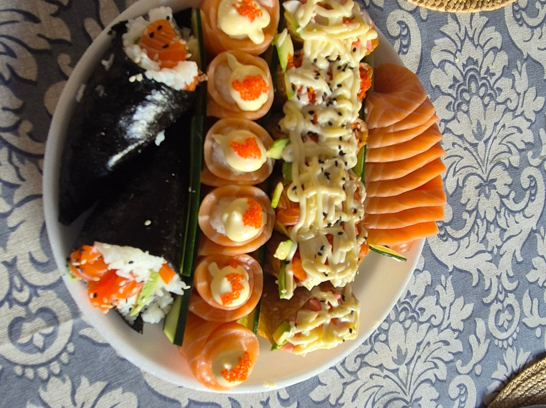 Tony's Chinese Takeaway and Sushi Bar