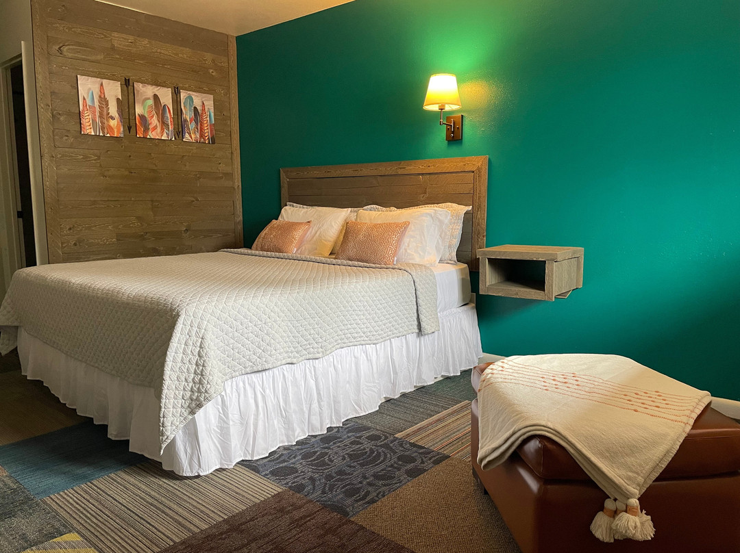 Historic Mora Inn & RV Park