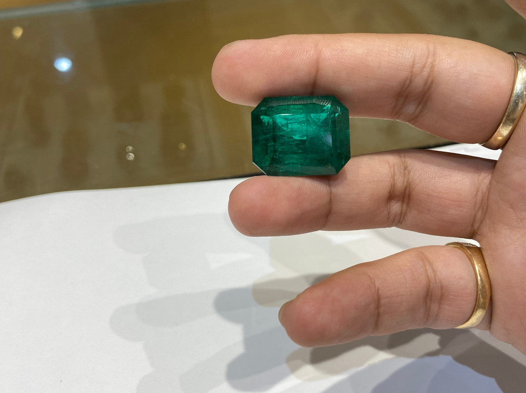 Molto Bello Gems Enterprises-斋蒲尔必去景点