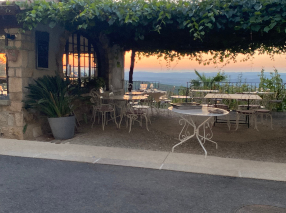 Auberge de la Tour de Brison主图