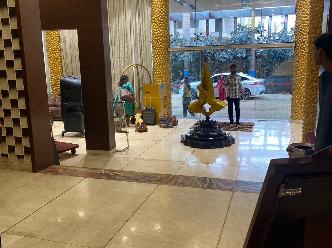 米塔尔天堂酒店主图