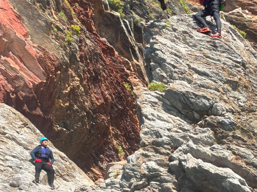 Go Coasteering-Okehampton必去景点
