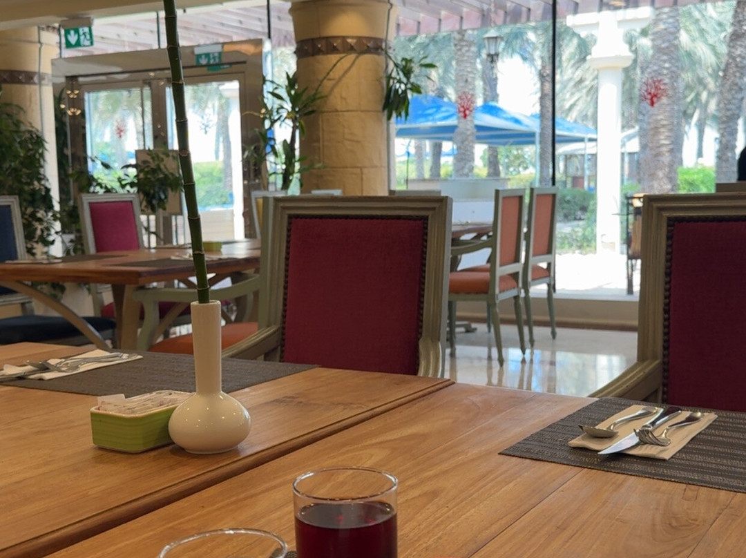 沙迦卡洛海滩度假酒店主图