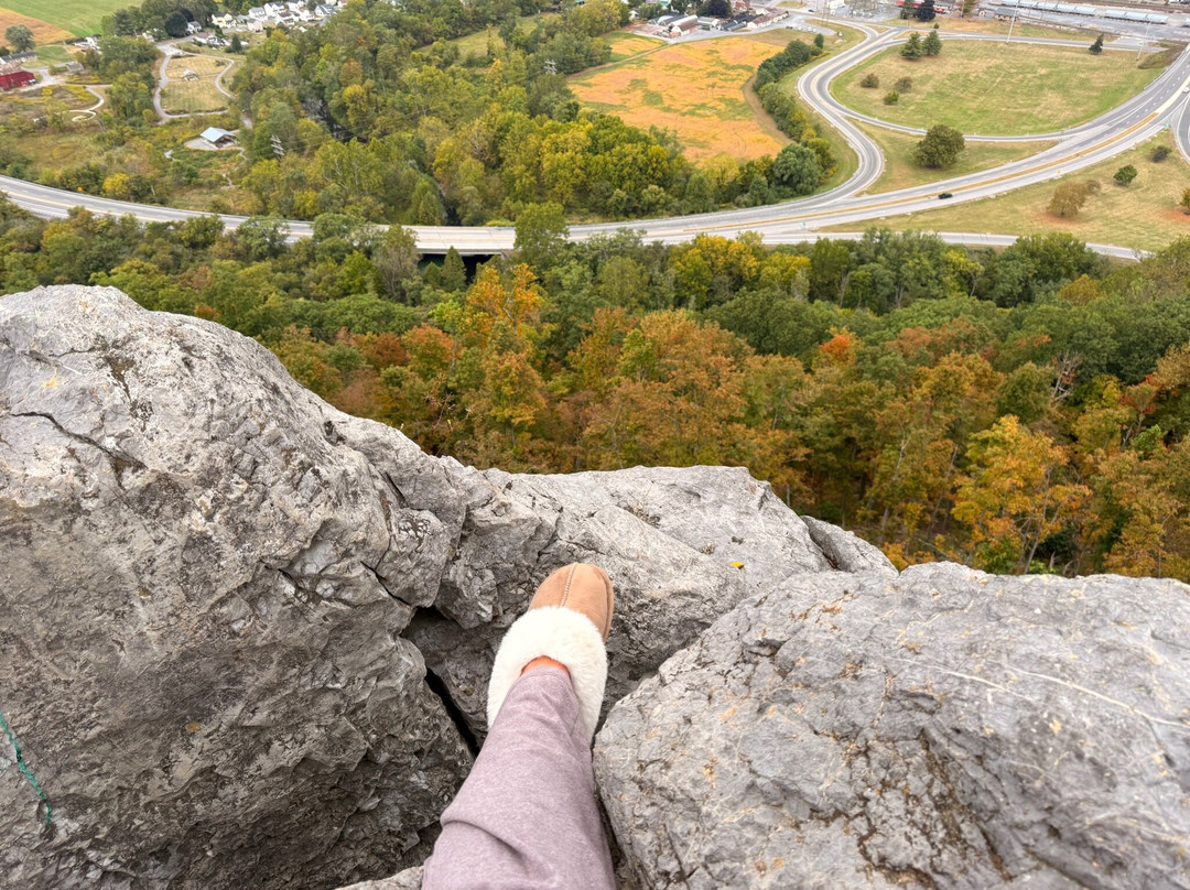 Chimney Rocks Park-Hollidaysburg必去景点