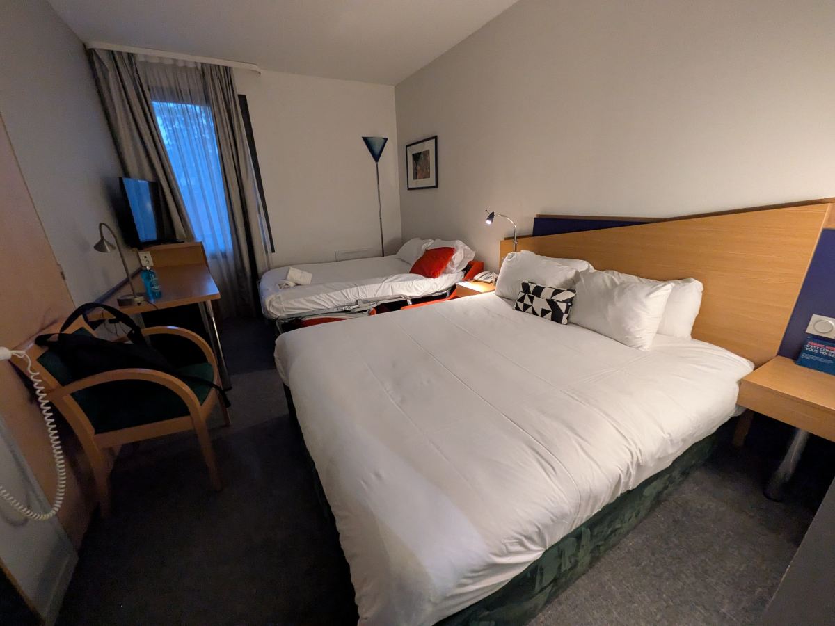 Holiday Inn Express 阿拉斯-客卧