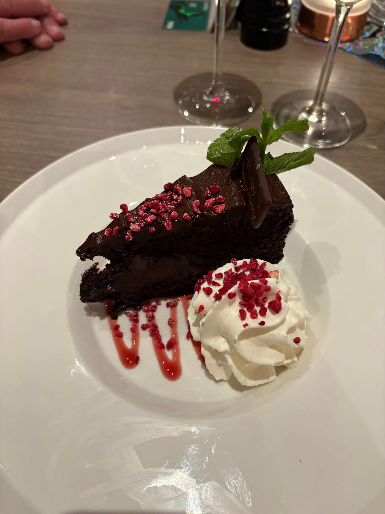 伦敦希斯罗 T4 航站皇冠假日酒店-旅行者