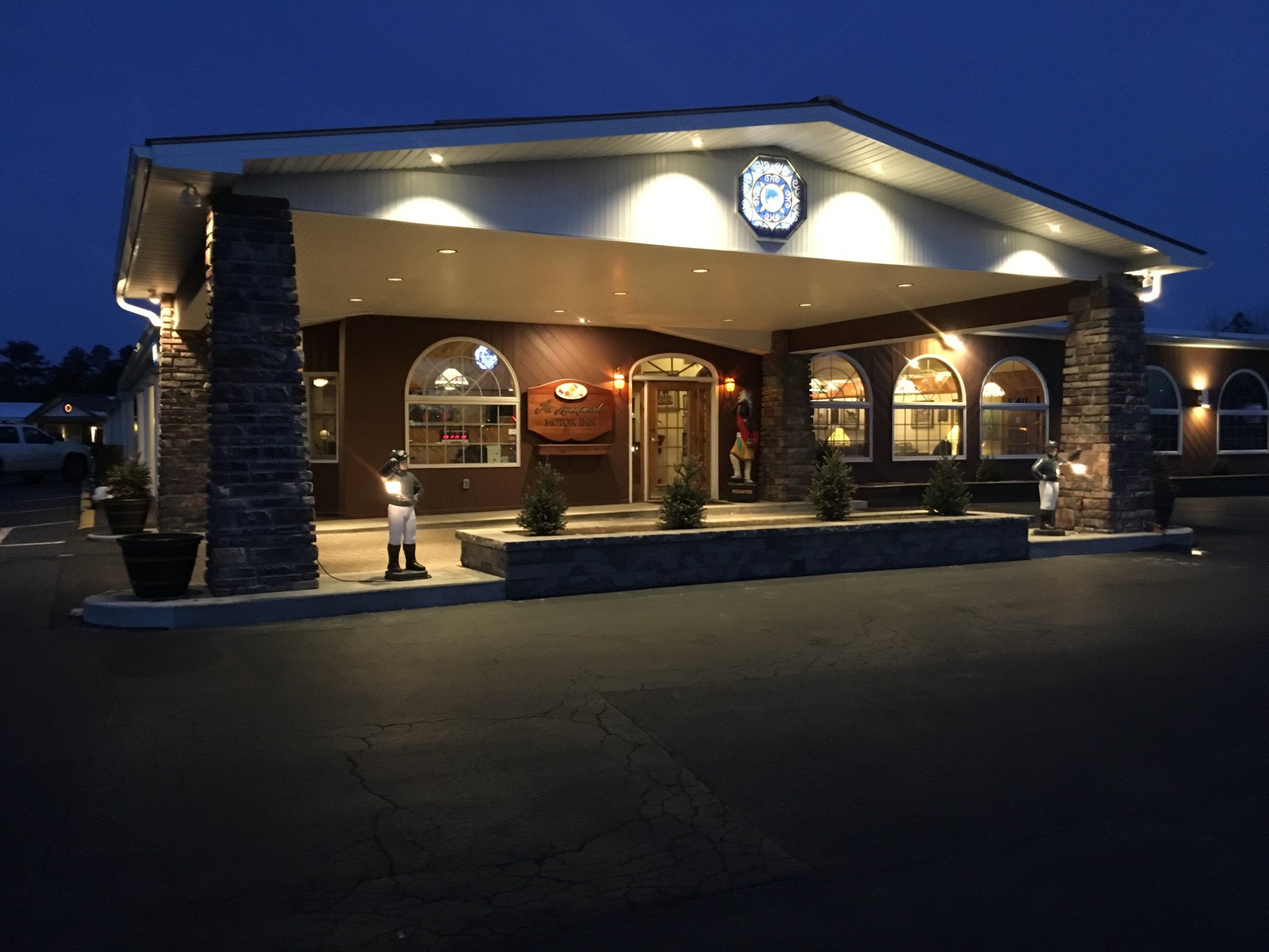 Landmark Motor inn-官方