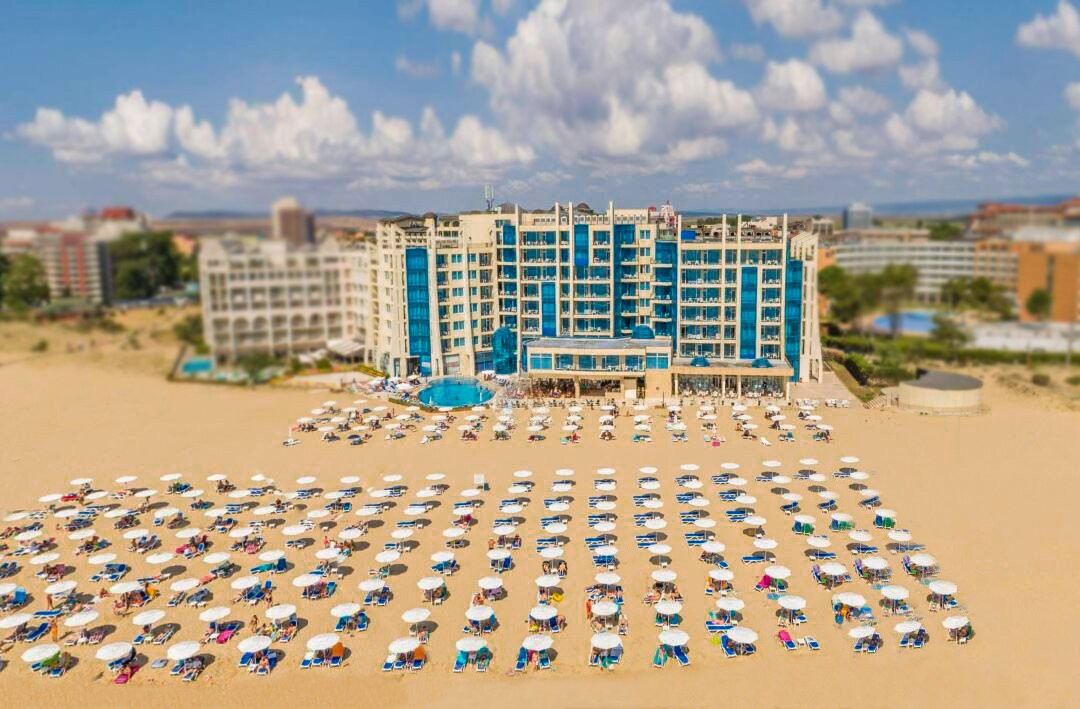 蓝珍珠酒店主图