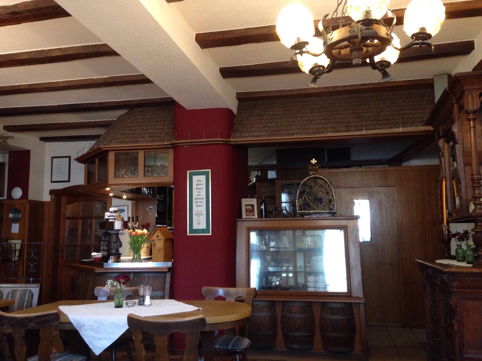 Hotel Krone-餐饮