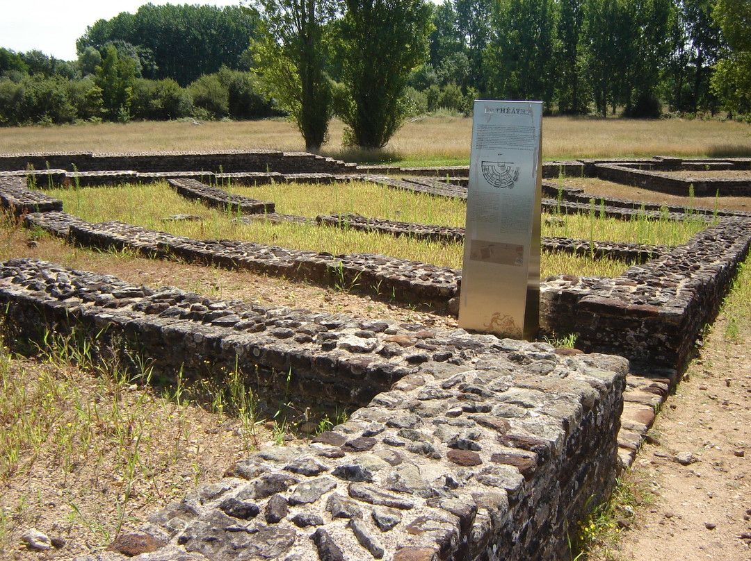 The Gallo-Roman Archaeological Site at Aubigne-Racan景点图片