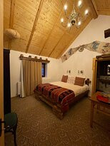 Satul Banului Guesthouse主图