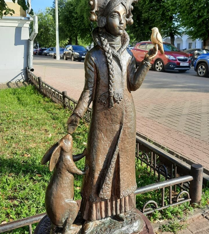Susaninskaya Square景点图片