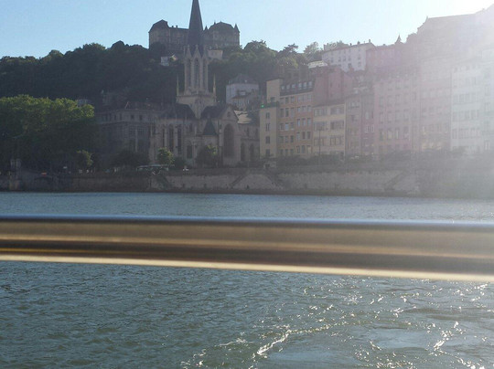 Le Vaporetto-里昂必去景点