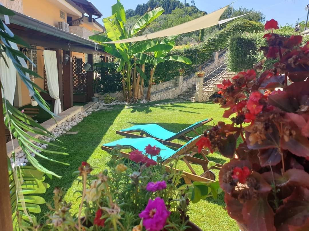 Favola Bed & Breakfast