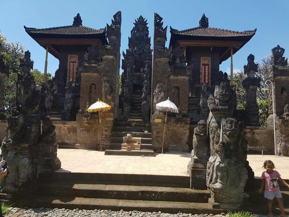 Meduwe Karang Hindu Temple景点图片