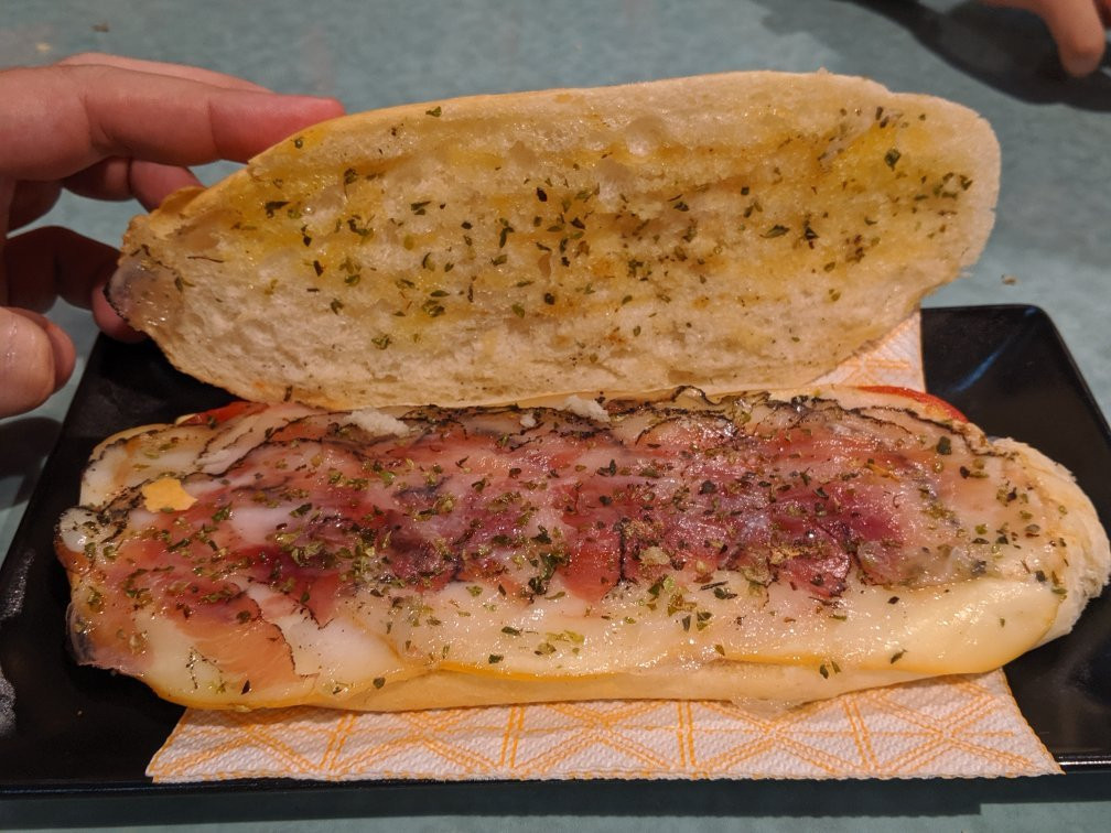 Benicolet餐馆和美食-La Bodega Alegre