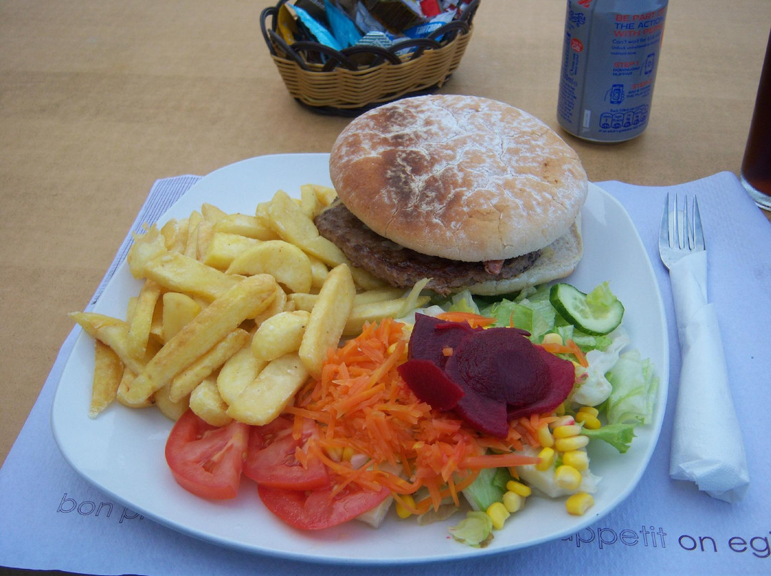 Catalan Bay餐馆和美食-Seawave Bar