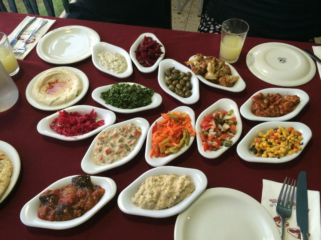 Abu Nassar - Hinnawi