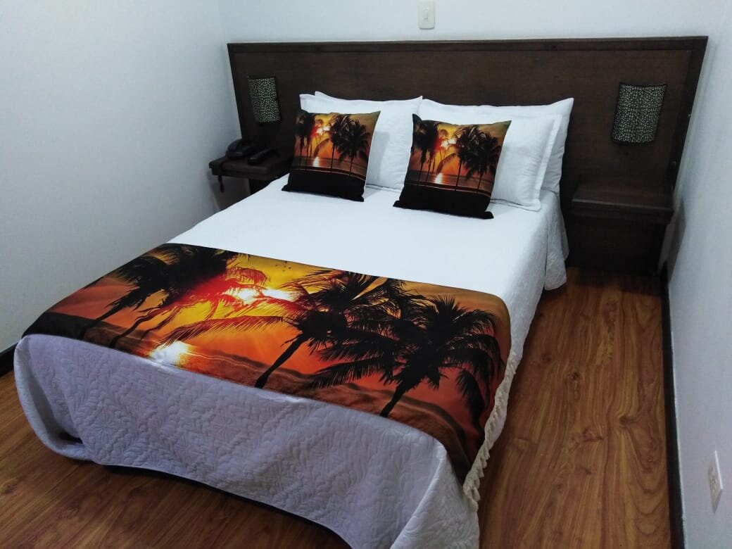 Hotel Las 4 Estaciones-官方