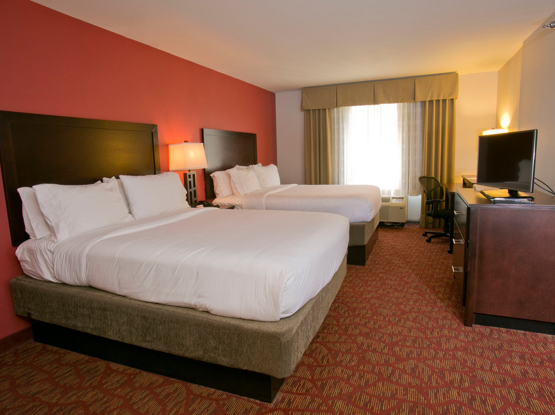 Holiday Inn Express & Suites Brookhaven By IHG主图