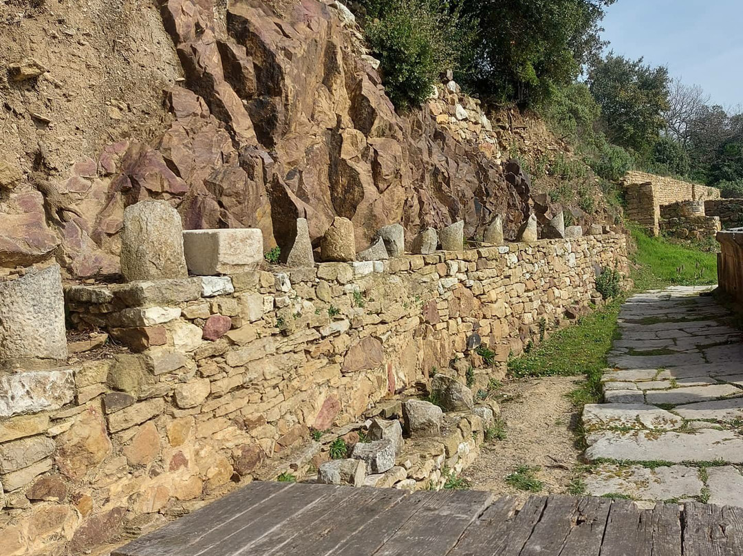 Oppidum Saint Vincent-Gaujac必去景点