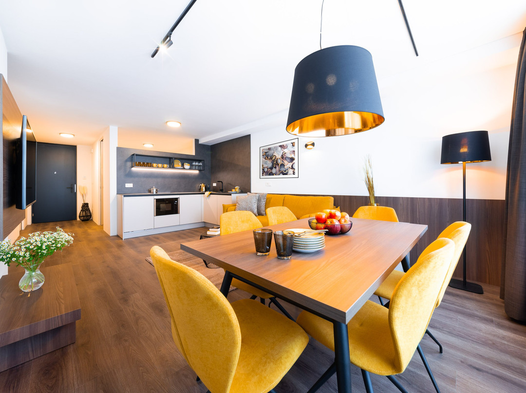 Gerharts Premium City Living - Center of Brixen with Free Parking and Brixencard
