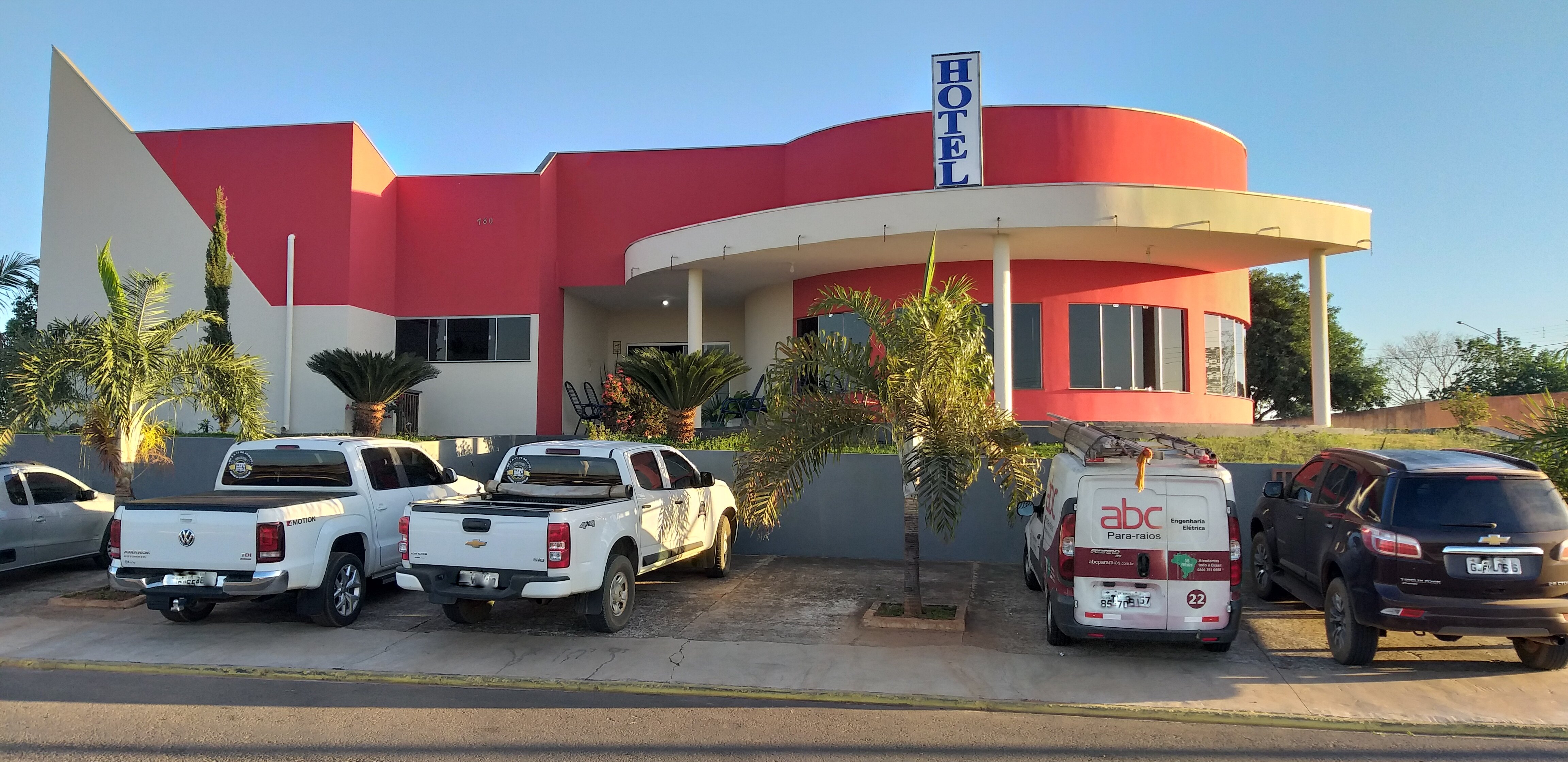 Hotel Pilares-官方