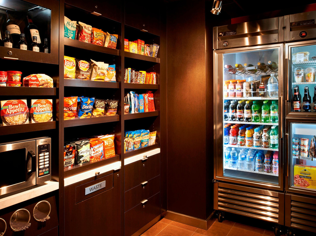 Courtyard by Marriott Toledo Airport Holland主图