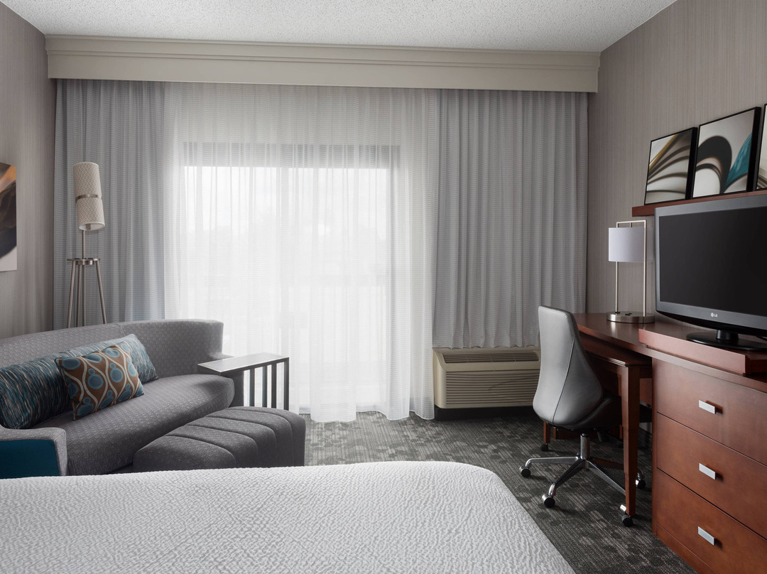 Courtyard by Marriott Syracuse Carrier Circle主图