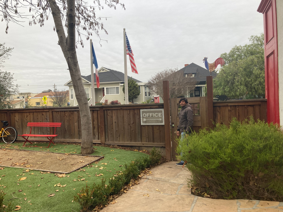 Metro Hotel & Cafe主图