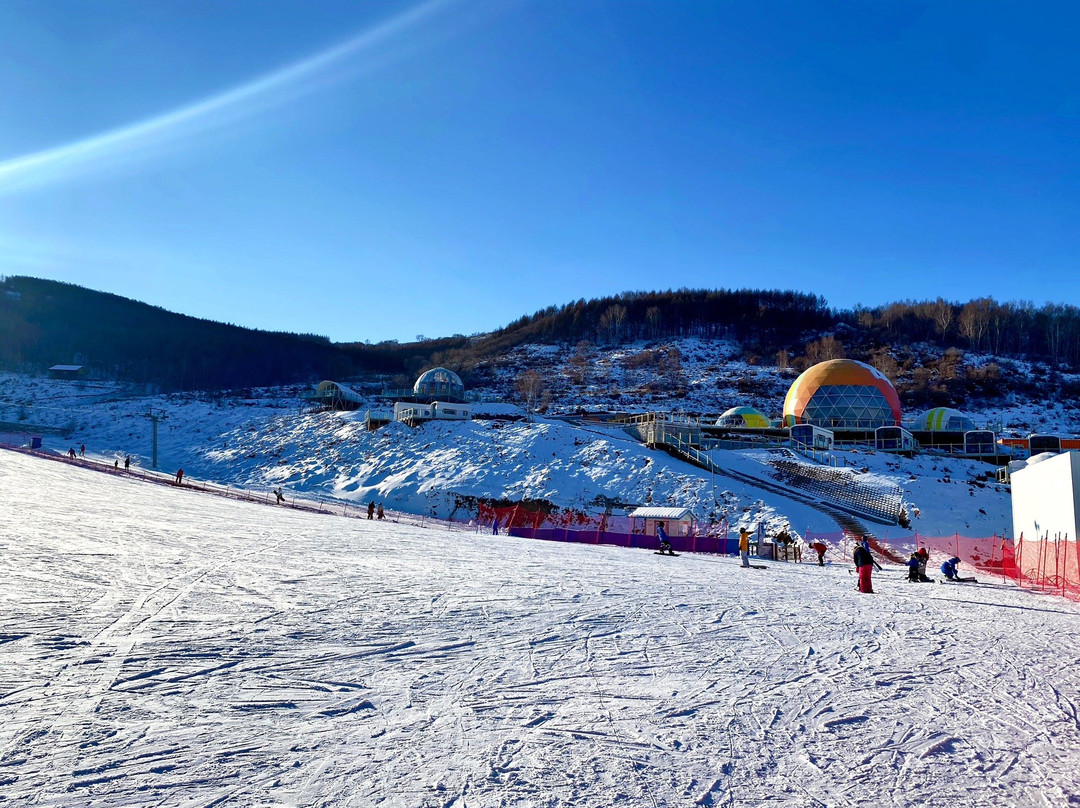 多乐美地滑雪场-崇礼县必去景点