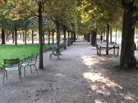 Moontown Paris - Virtual-巴黎必去景点