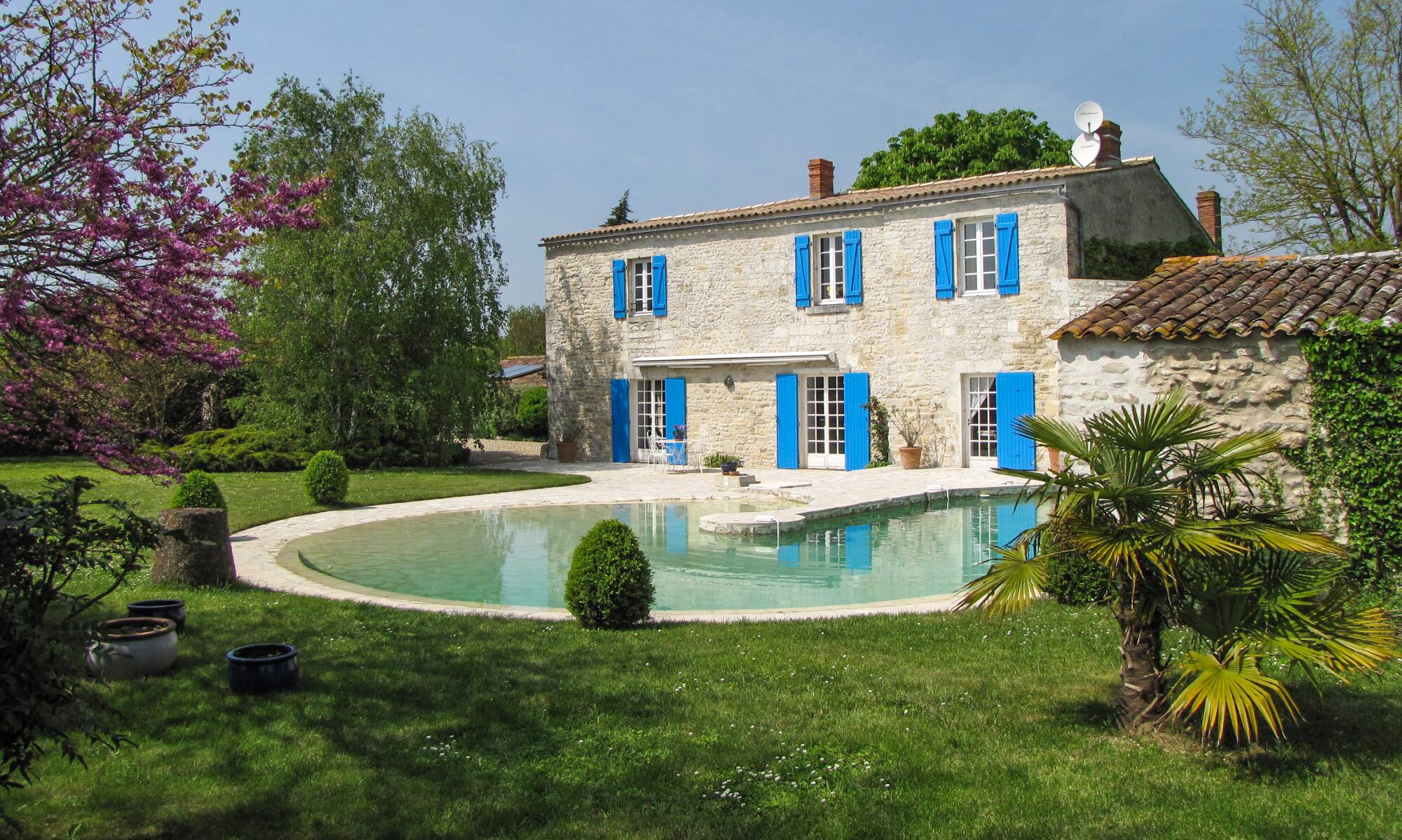 Logis Saint Leonard-官方