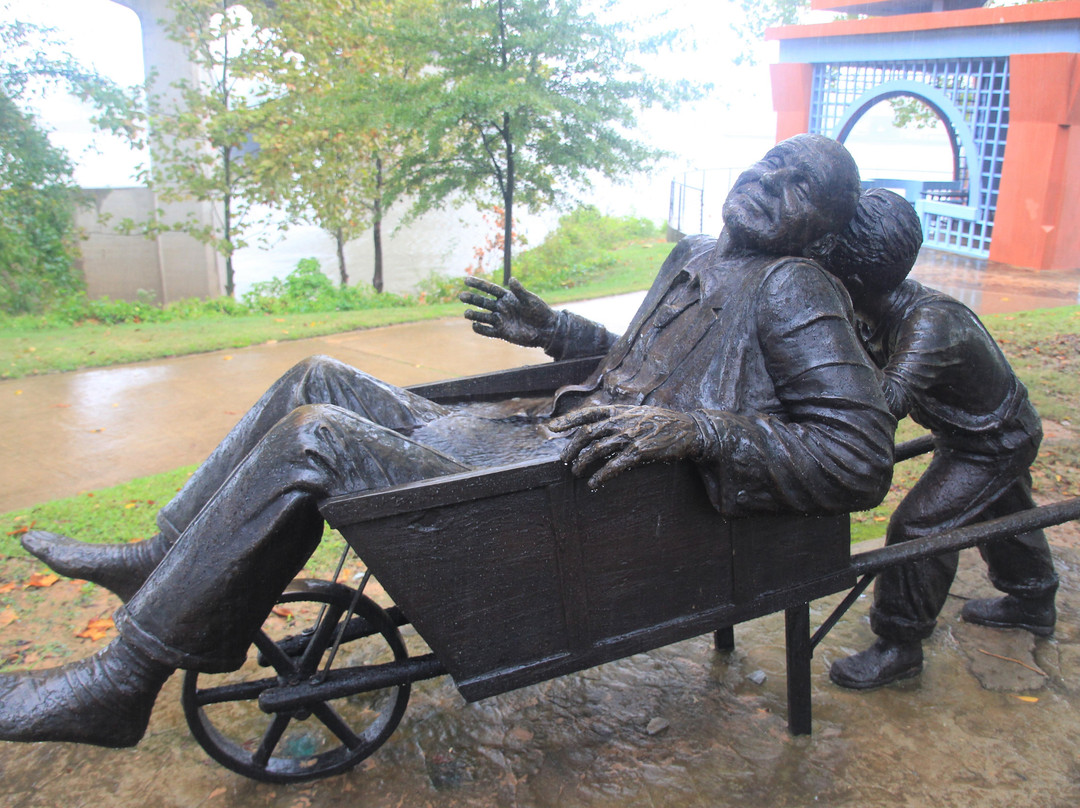 Vogel Schwartz Sculpture Garden-小石城必去景点