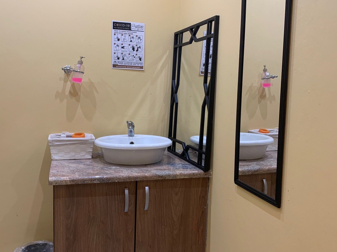 The Royal Marang Hotel主图