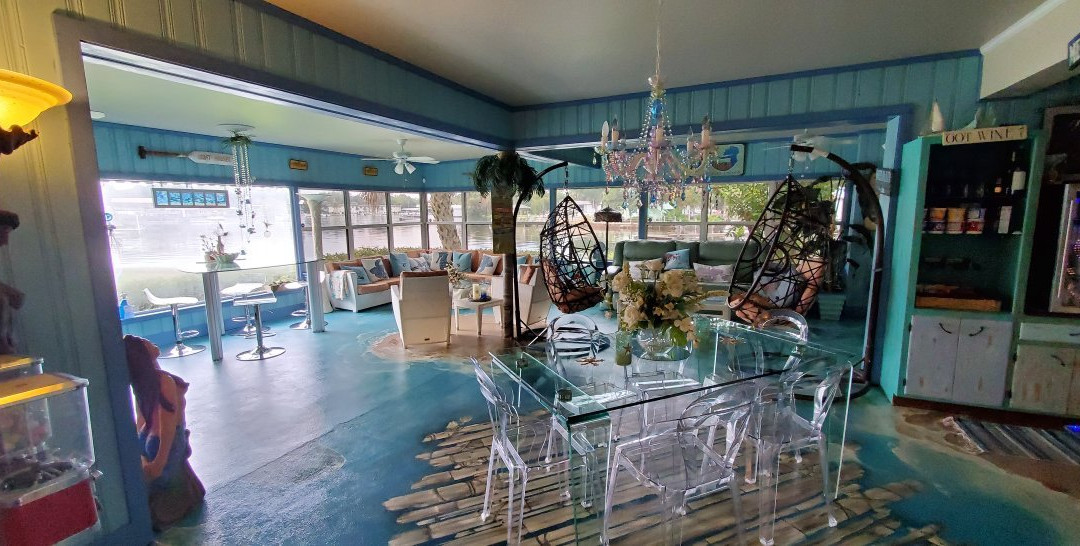 Crystal Cove Bed & Breakfast主图