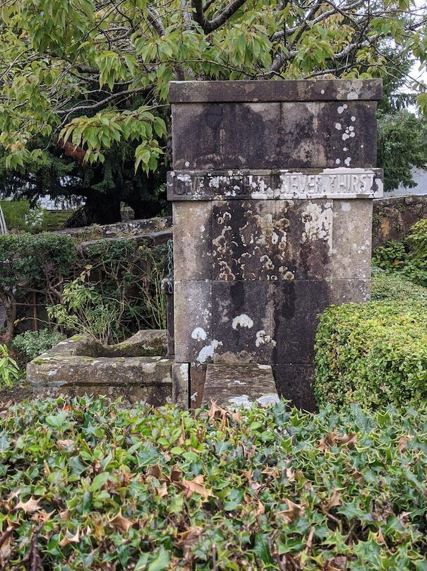Jeannie Miller Memorial Fountain-Gargunnock必去景点