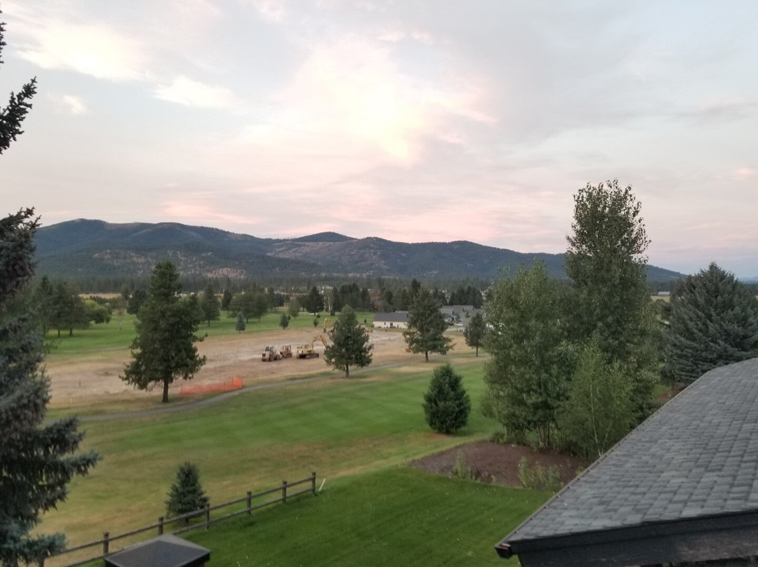 斯通里奇度假酒店主图