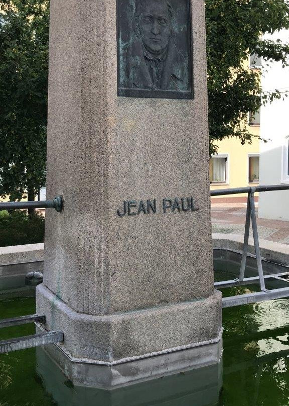 Jean Paul Brunnen