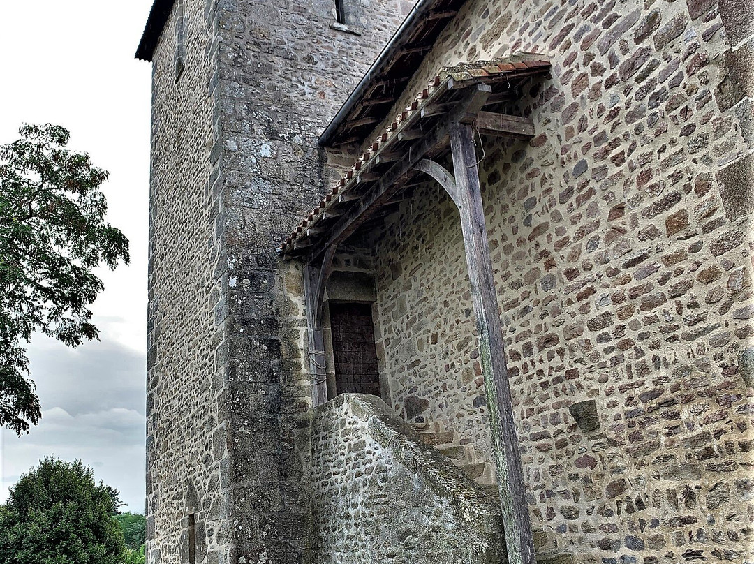 Eglise St Martial de Roussac-Roussac必去景点