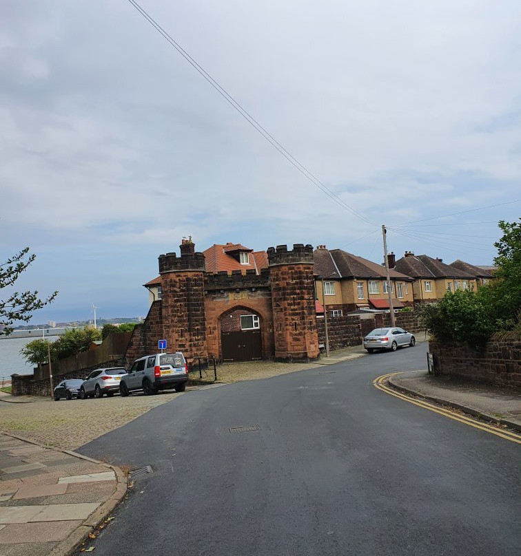 Liscard Battery Gatehouse-Wallasey必去景点