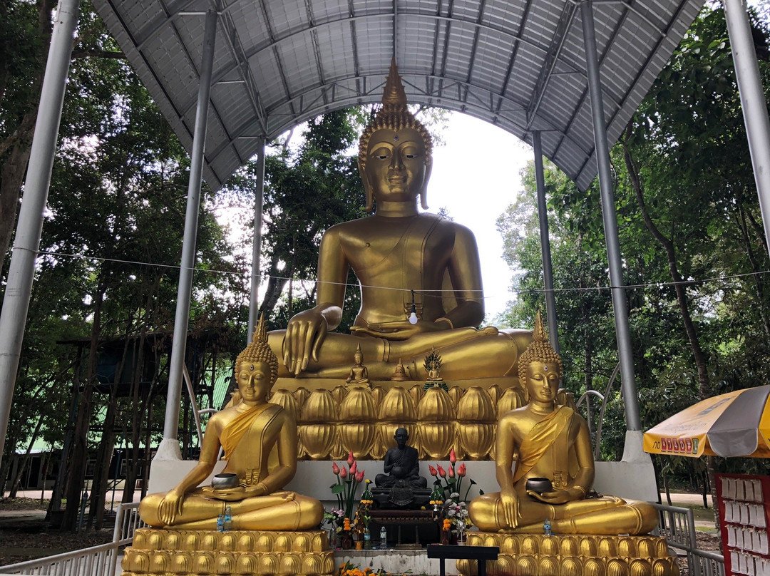 Wat Tham Saeng Phet景点图片