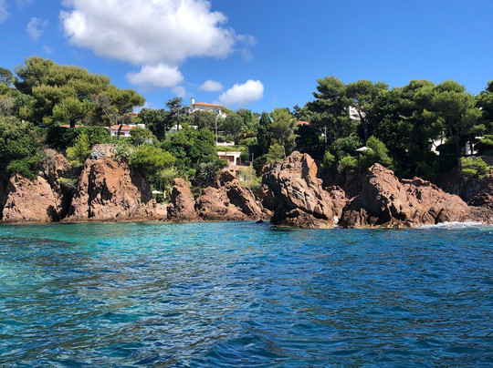 Bateauloc-Agay必去景点