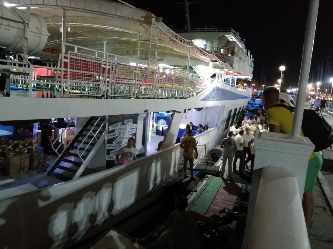 Boat Tours in Gelendzhik-Gelendzhik必去景点