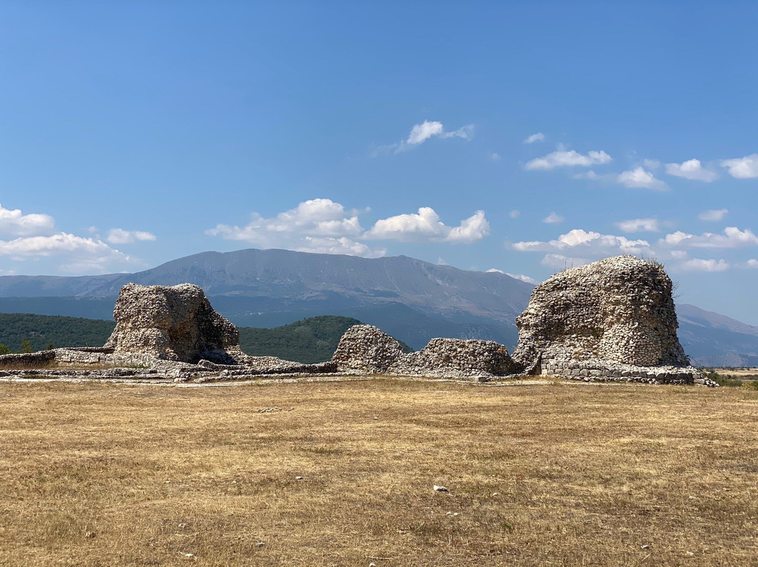 Peltuinum景点图片