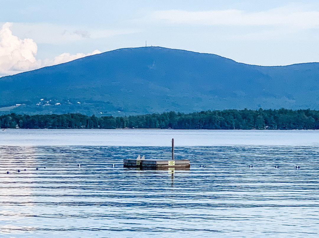 Inn At Pleasant Lake主图