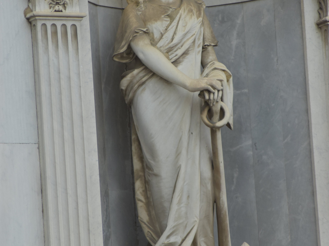 Concattedrale di Santa Maria del Popolo-Pontremoli必去景点